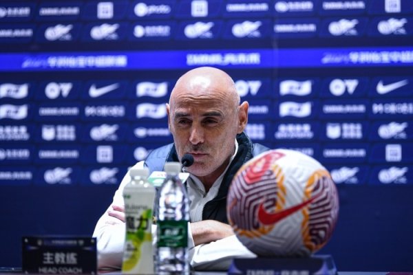 古代足球    报：海港亚冠精英职业联赛  一场未胜，客战武里南联拿分是首要目标