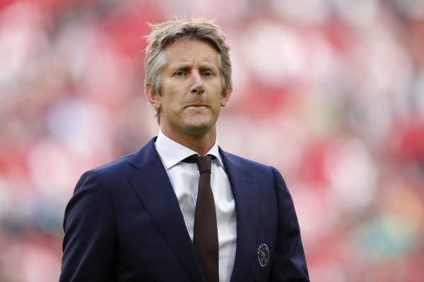 沪媒：蒋光太加入  海港赛前合练 范德萨明晚将揭晓海港吉祥物