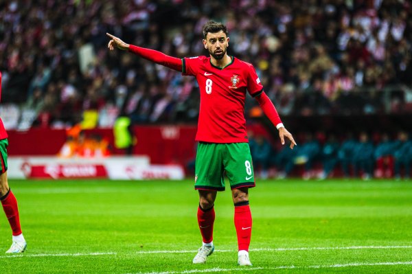 B费和内维斯双双上演独中三元！这是葡萄牙队球员自03年来首次