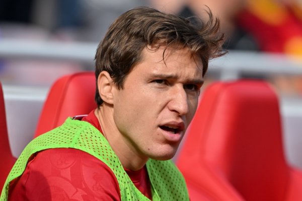 基耶萨：职业联赛  四连败后更衣室没人说话，大家都心知肚明要做什么